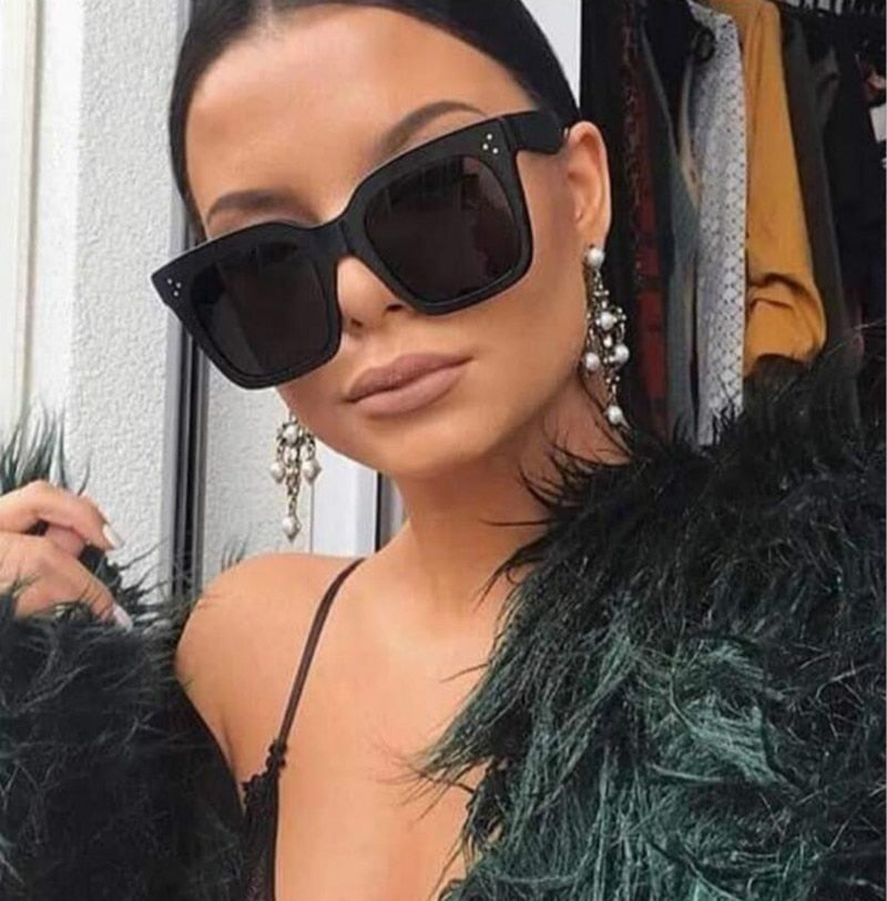 Óculos Kim Kardashian Flat Top - Feminino